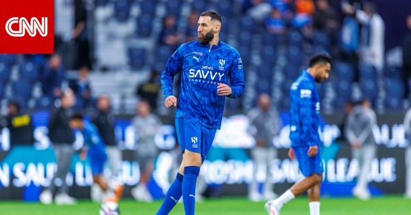 هل ساءت علاقة بنزيما مع مدرب الهلال بعد اعتراضه على استبداله هل ساءت علاقة بنزيما مع مدرب الهلال بعد اعتراضه على استبداله