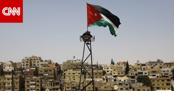الجيش الأردني يعلن إسقاط صواريخ إيرانية دخلت مجاله الجوي الجيش الأردني يعلن إسقاط صواريخ إيرانية دخلت مجاله الجوي