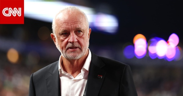 منتخب العراق يجدد عقد غراهام أرنولد ما أول تعليق للمدرب