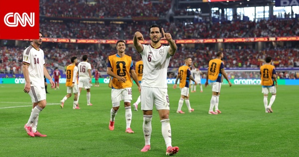 في الوقت القاتل إسبانيا تهزم البرتغال وتبلغ ربع نهائي المونديال في الوقت القاتل إسبانيا تهزم البرتغال وتبلغ ربع نهائي المونديال