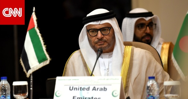 قرقاش يرد على شائعات إلغاء إقامات العمالة و تقديم تسهيلات مالية لإيران هذا ما قاله