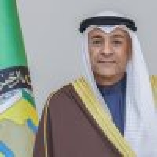 الأمين العام لمجلس التعاون يدين بأشد العبارات استهداف مليشيا الحوثي لسفينة سعودية