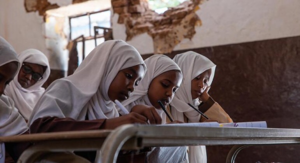 اليونيسف تدعو لضمان أداء الطلاب السودانيين الامتحانات الوطنية أينما كانوا اليونيسف تدعو لضمان أداء الطلاب السودانيين الامتحانات الوطنية أينما كانوا