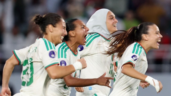 أمم أفريقيا للسيدات الجزائر تفوز على المغرب بركلات الترجيح وتحرز الميدالية البرونزية أمم أفريقيا للسيدات الجزائر تفوز على المغرب بركلات الترجيح وتحرز الميدالية البرونزية