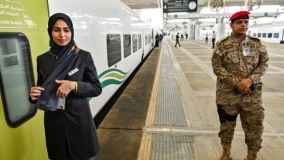 31 saudi women start driving high speed train between makkah and madinah
