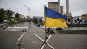 zelensky signs law enabling bans on anti ukrainian parties