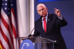 mike pence said 7 words that disqualify him from holding office kirschner