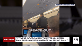 this ain t no 911 s good samaritan saves woman on flight held hostage by passenger holding a razor blade