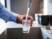 is it possible to drink too much water experts say we already do