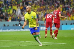 brazil vs serbia player ratings richarlison exceptional but neymar fails to shine