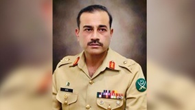 pakistan names former spy chief as new head of army