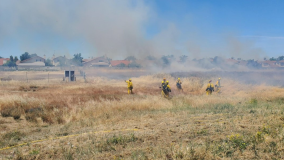 vegetation fire on florin road mostly contained