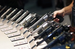 u s judge dismisses mexico lawsuit against gun manufacturers