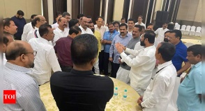 maharashtra crisis eknath shinde our leader group of 37 rebel mlas tells deputy speaker