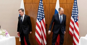 u s and russia talk as ukraine crisis teeters on the brink of war