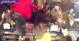 7 eleven looted by a mob in los angeles