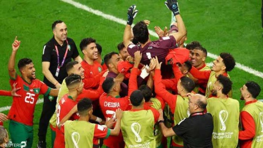 شاهد بالفيديو.. احتفال تاريخي بعدن بمناسبة فوز المغرب
