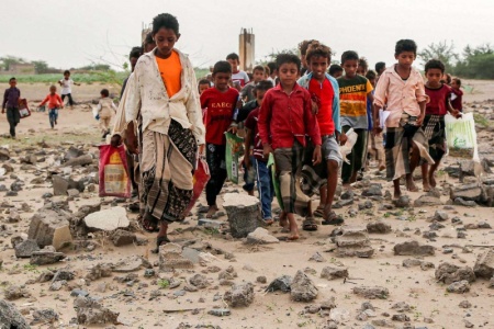التعليم في اليمن: لماذا تحمل حقيبة، احمل سلاحا