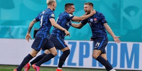 أذربيجان تفوز على كازاخستان في بطولة دوري الأمم الأوروبية