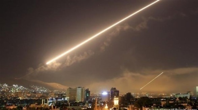 الدفاعات الجوية السورية تتصدى ‭"‬لعدوان إسرائيلي‭"‬ في أجواء ريف حماة