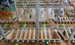 تفاصيل إنتاج ورق ترميم مصرى بمواصفات عالمية لحفظ المخطوطات بمكتبة الإسكندرية