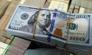 سعر الدولار على مدار الساعة.. 50.20 جنيه شراء الأخضر فى بنك مصر 