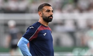 محام يرفع دعوى قضائية ضد محمد صلاح.. والسبب صادم