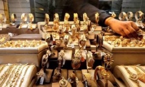 سعر الذهب اليوم الخميس بعد هبوط عيار 21 بقيمة 65 جنيهًا