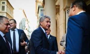 وزير السياحة: التوسع في تطبيق مفهوم «السفر السلس» يتطلب ضوابط متفق عليها دوليًا