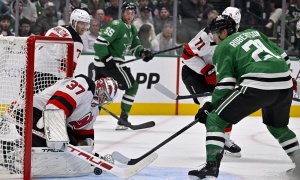  NHL roundup: Connor Hellebuyck shuts down Stars to win Devils debut 