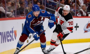  Avalanche use 4-goal third period to end Devils’ 4-game win streak 