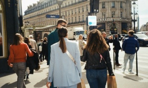 Heat Waves Could Cost the EU 1% of GDP, Dutch Bank Says