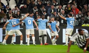 لاتسيو يواصل مزاحمة إنتر في صدارة الدوري الإيطالي بفوز كبير على يوفنتوس
