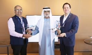 نهيان بن مبارك يشهد انضمام طائرتين جديدتين إلى أسطول «FLY91» في دبي