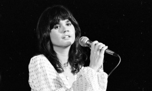 1974 Rock Song, Linda Ronstadt Said ‘Wasn’t Very Good,’ Became a No. 1 Hit