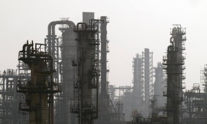Indian oil refiners may cut Russian cargoes in wake of US threats
