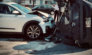 3 killed, 1 critical after overspeeding BMW crashes on Mumbai Coastal Road