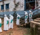ebola outbreak grows to 900 suspected cases who