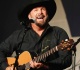 garth brooks shares breaking news with fans something is happening