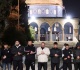 thousands of palestinians pray at al aqsa mosque after israel s 40 day ban