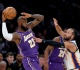 knicks beat lakers spoil lebron james s 32nd game at madison square garden