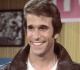 how henry winkler accidentally created the fonz s most memed happy days moment