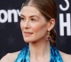 gone girl actress punched mugged in terrifying london attack all she heard was me scream rosamund pike