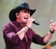 tim mcgraw s daughter rocks retro tour t shirt to support stage comeback