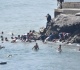 أكثر من 1500 مهاجر يصلون إلى سبتة من المغرب وسط تحذيرات من أزمة إنسانية