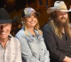 country star forced to cancel concert fans call it terribly upsetting