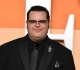 josh gad asks fans for prayers following his mother s serious medical emergency