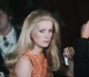 actress sarah paulson tries to stay calm next to rarely seen french beauty 81