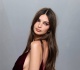 emily ratajkowski lacquered her entire bedroom in shiny red paint and now she s breaking the internet